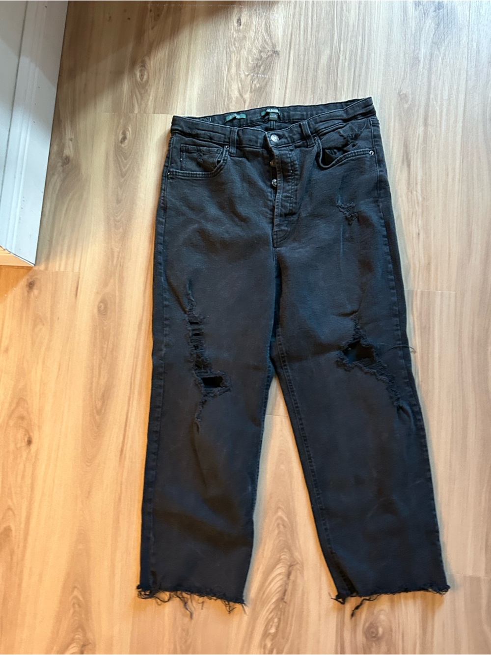 wild fable Black Distressed Boyfriend Jeans, 14S, button closure